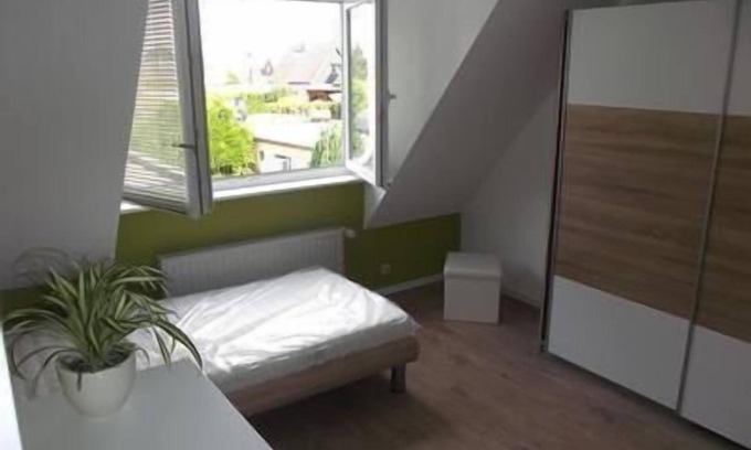 Tungendorf Apartment | Large flat in Tungendorf with barbecue