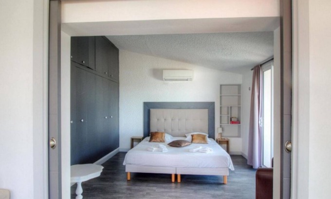 Viggianello Villa | Large friendly house, sea view and ideal location