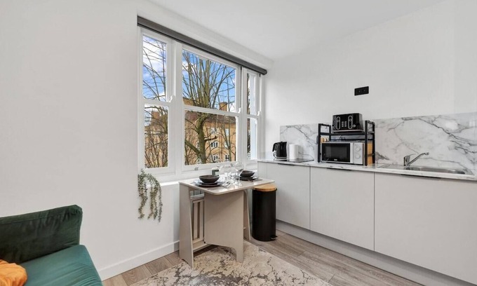 Tufnell Park Apartment | Large High Spec Studio In London