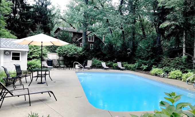 Michiana House | Large home with heated inground pool and hot tub. Close to beach!
