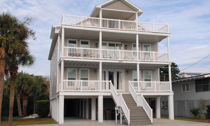 Litchfield by the Sea House | Large home with private swimming pool located second row at South Litchfield in Pawleys Island.