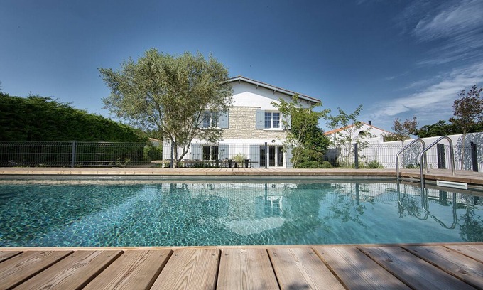 La Bree-les-Bains House | Large house completely renovated with heated swimming pool, for up to 18 people