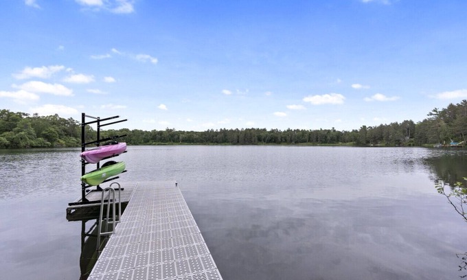 Crosslake Cabin | Large Private Lake Front Home w/space to entertain