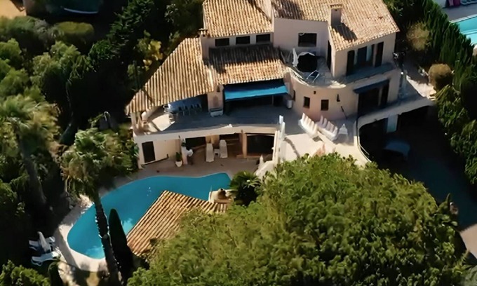 Les Termes House | Large sea-view villa with 3 independent apartments