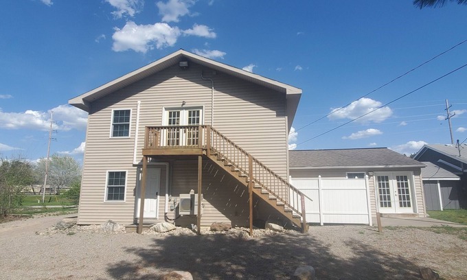 Elk Rapids Apartment | Large studio apartment in charming Elk Rapids.