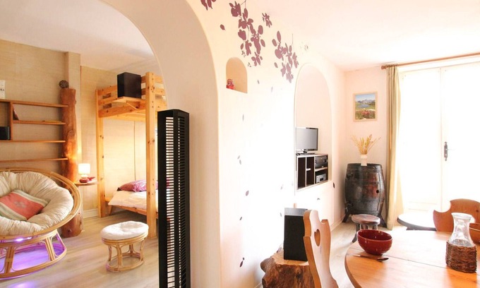 Briancon Apartment | Large studio for 4 with balcony in the heart of Briançon