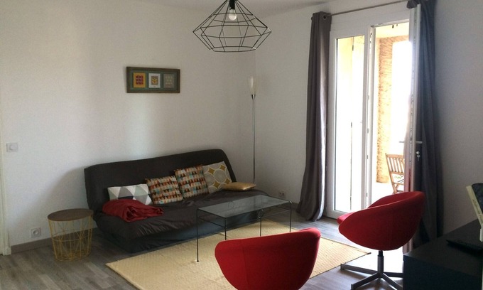 Manosque Apartment | Large T2 on the heights of Manosque
