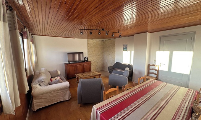 Font-Romeu-Odeillo-Via Apartment | Large T3 70 m2 beautiful volumes panoramic view