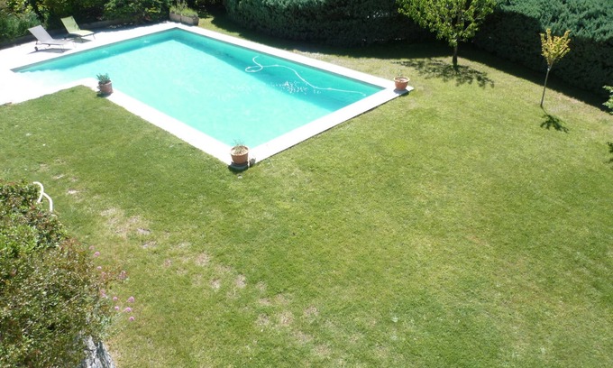 Le Tholonet Villa | Large villa with swimming pool, Aix en Provence at 5min