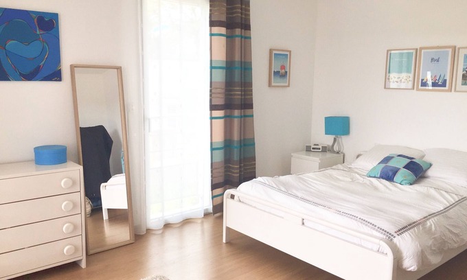 Le Relecq-Kerhuon Apartment | Large waterfront apartment