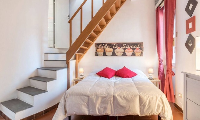 Rione XI Sant'Angelo Apartment | Largo Argentina - Spacious Apt x6 with Terrace!