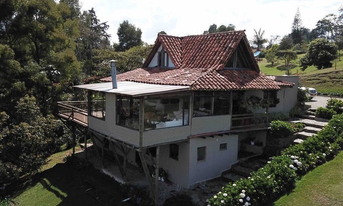 Rionegro Ski Chalet | LAS NUBES: Donde la energía fluye, el alma se cura