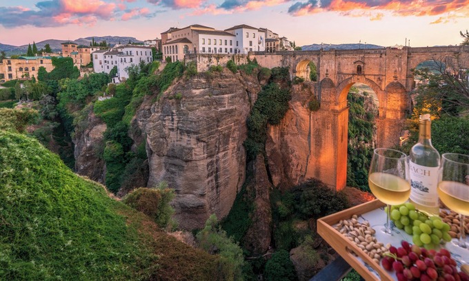 Ronda Apartment | Las Vistas Residence - Best Views in Ronda