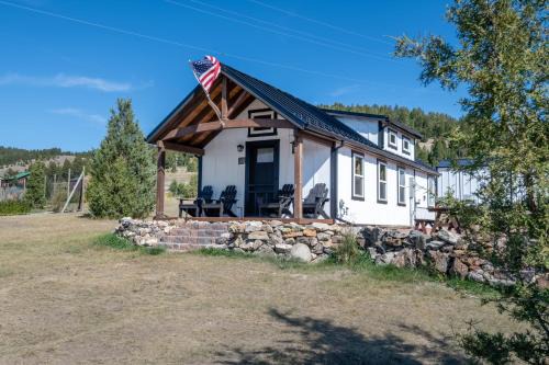 Philipsburg House | Last Best Loft-cozy Loft Cabin W Stunning Views!