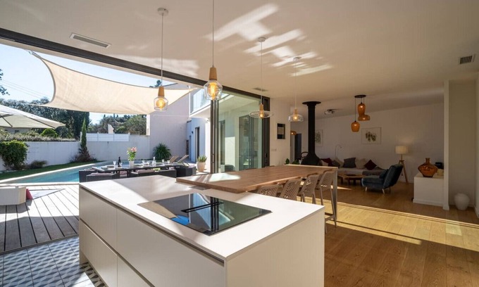 Castelnau-le-Lez House | Last Minute Discount! Design Villa with pool & A/C