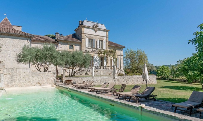 Monjoi Other | Last-Minute Discount 20%! Castle France 16/31 p