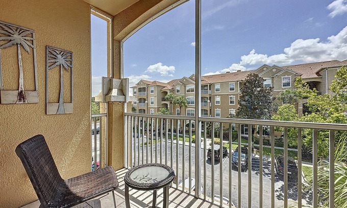 Windsor Hills Apartment | Last Minute Disney Getaway! Themed Bedrooms & Private Balcony. Book Now! #4756