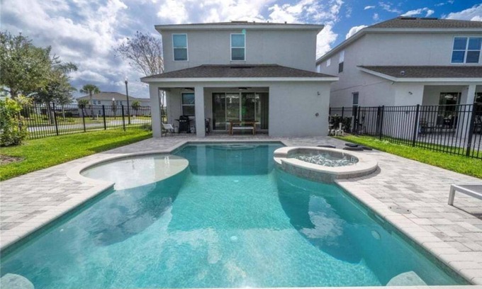 West Kissimmee Villa | Last Minute Disney! Private Pool, Hot Tub, Game Room & Themed Bedrooms. Book Now! #120785
