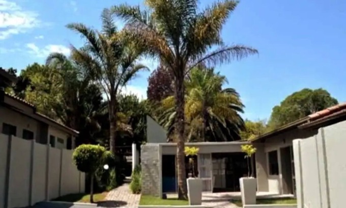 Greater Johannesburg Metropolitan Area House | Laurels Airbnb.