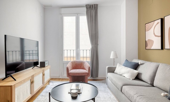 Centro Apartment | Lavapiés 2BR fully refurbished, near Atocha