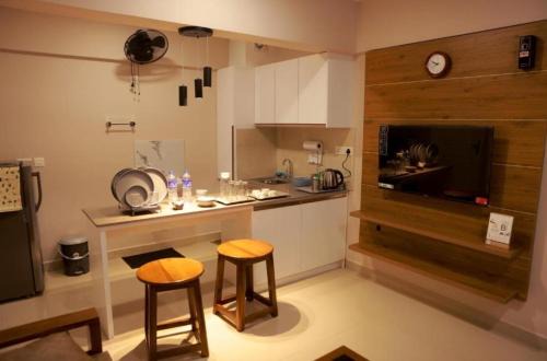 Nedumbassery Apartment | Lavender Airport suits