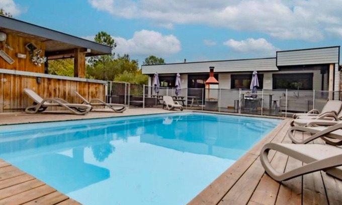 Le Teich Villa | LAVIELA EDEN LE TEICH two 11 bedroom villas for 27 people with swimming pool