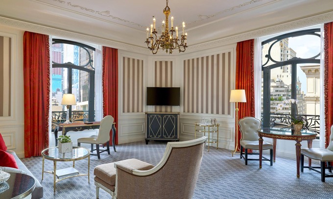 Central Park South Hotel | Lavish and Stylish One Bdrm Signature Residence At The St.Regis Residence Club