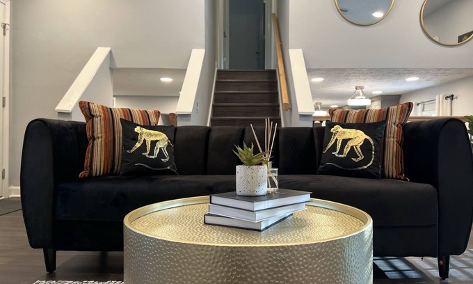 Decatur House | Lavish Living in Greater Decatur feat Private Chef!