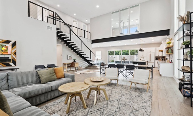 Southwest Village House | Lavish Luxuries-Pool/Spa, Games, Walk To Old Town!