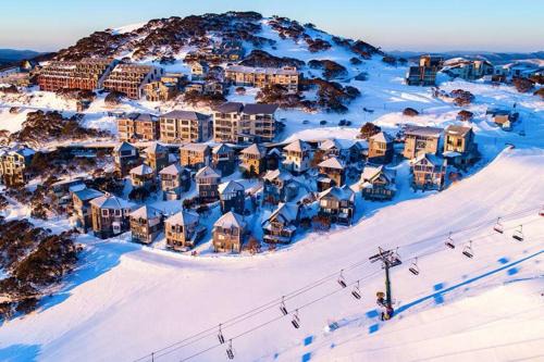 Hotham Heights Apartment | Lawlers 8 Beautiful Spacious Ski Chalet