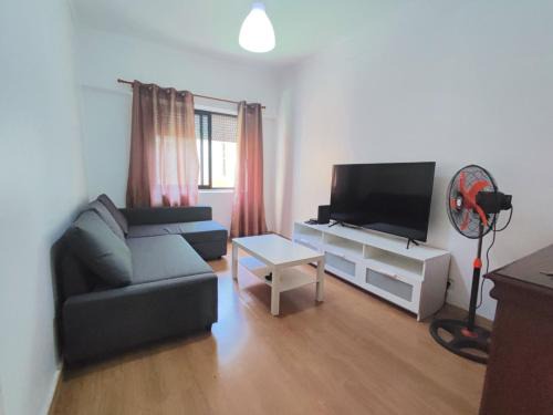 Odivelas House | laxuries Room for rent