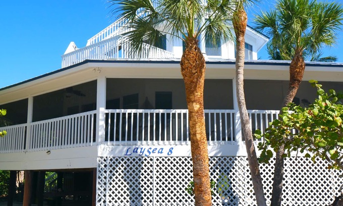 North Captiva House | LaySea 8 - Across from Nature Preserve and steps to the best beach!