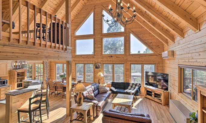 Pagosa Springs Cabin | ‘Lazy Beaver Lodge’ Pagosa Cabin w/Deck, Fire Pit