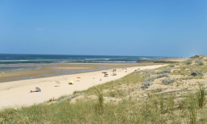 Saint-Julien-en-Born House | Le Belon by Interhome