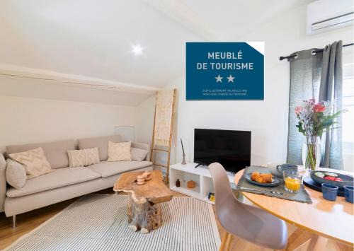 Faubourg Apartment | Le Belvédère Nîmois proche centre ville Clim &Véranda MaisonCarréeConciergerie