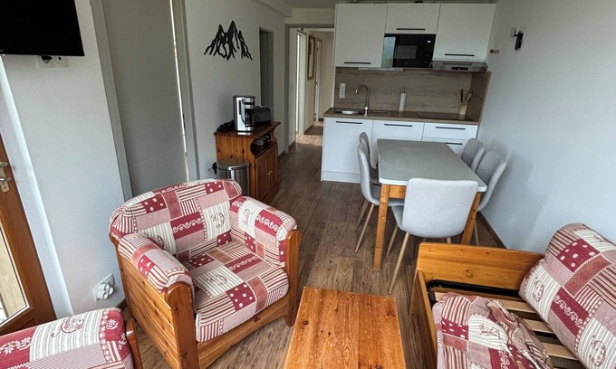 Termignon Apartment | Le Bois des Coqs - Appartement 6 Pers - Au Pied des Pistes