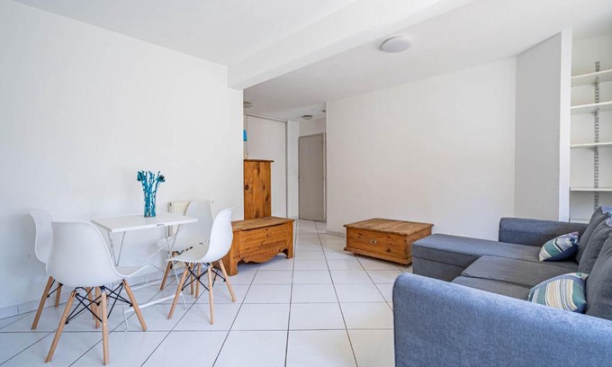 La Conception Apartment | "Le Calypso" Confortable appartement avec balcon pour 4 personnes à Marseille