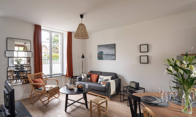 Parame Apartment | Le Cargo - A 300m de la plage de Rochebonne