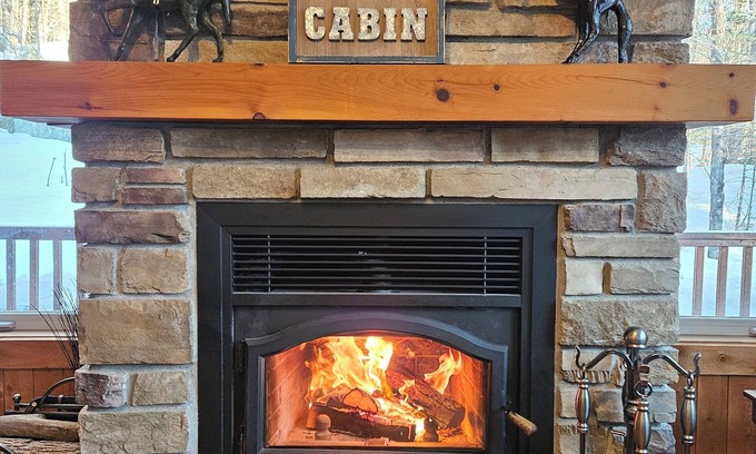 St-Adolphe-d'Howard Ski Chalet | Le Chalet du Lac Vert - Saint-Adolphe-d'Howard - SPA, Fireplace, Lake Access