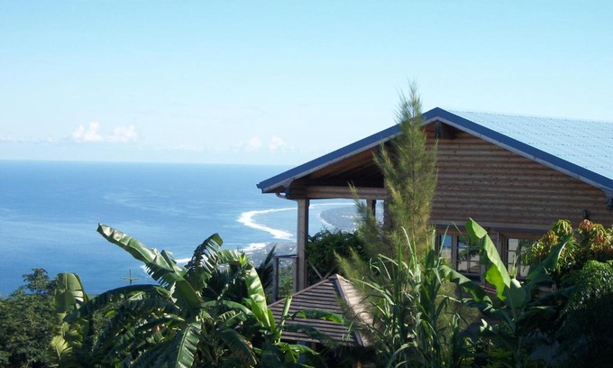 Saint-Leu Bed & Breakfast | Le Chalet de la Fontaine Saint Leu