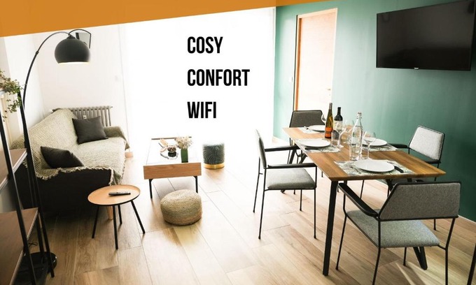 Laval Apartment | Le Chambord