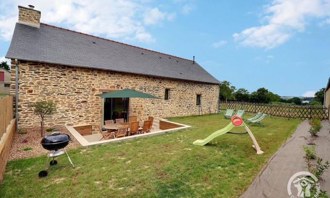 Poce-les-Bois House | Le Champ Rosé - POCE LES BOIS