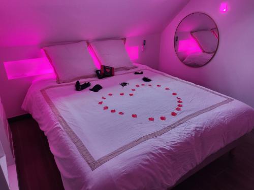 Challes Apartment | Le coq'oon de Challes- love room