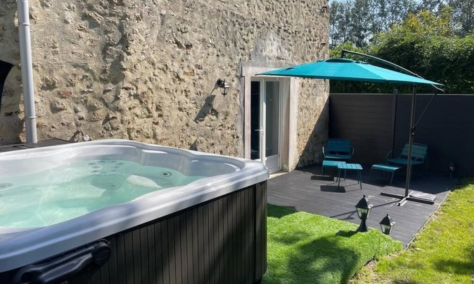 Coulonges-Cohan Apartment | 🌿 Le Cortiault - Jacuzzi privatif - Cocooning & cosy at the gateway to Champagne