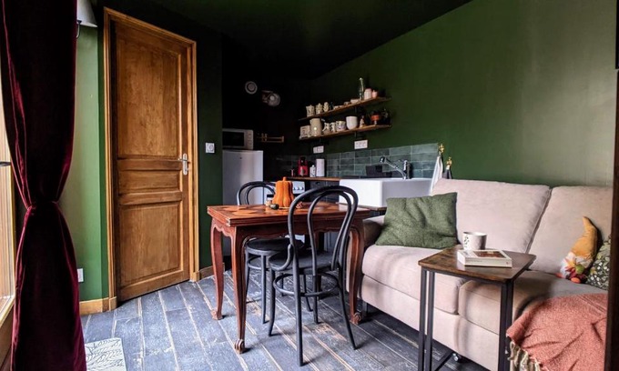 L'Ile-Bouchard House | Le Cottage et la Tiny des Cartes - 2 maisons