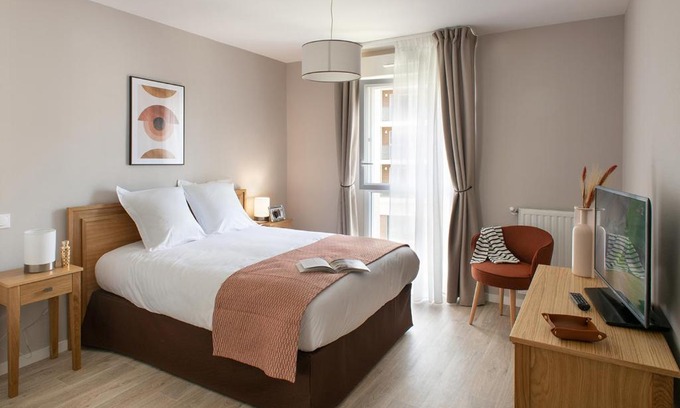 Verrieres-en-Anjou Apartment | Le Critérium