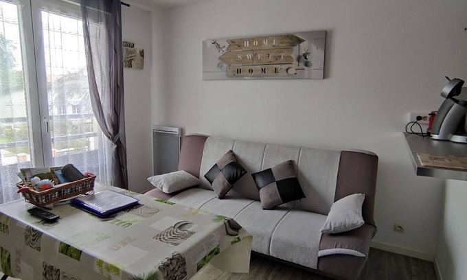 Le Crotoy Apartment | LE CROTOY STUDIO 3* DIRECT SEA ACCESS + FREE SECURE PRIVATE PARKING