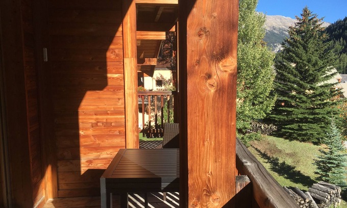 Nevache Ski Chalet | Le Cubèt Hameau des Chazals Nevache Hautes Alpes