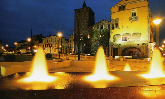 Perreux House | Le Cuvage - 4 Person Barn Apartment - Large Pool