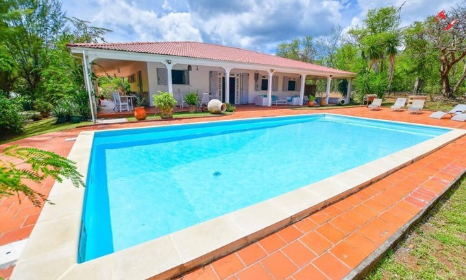 Le Diamant Villa | Le Diamant: House with garden